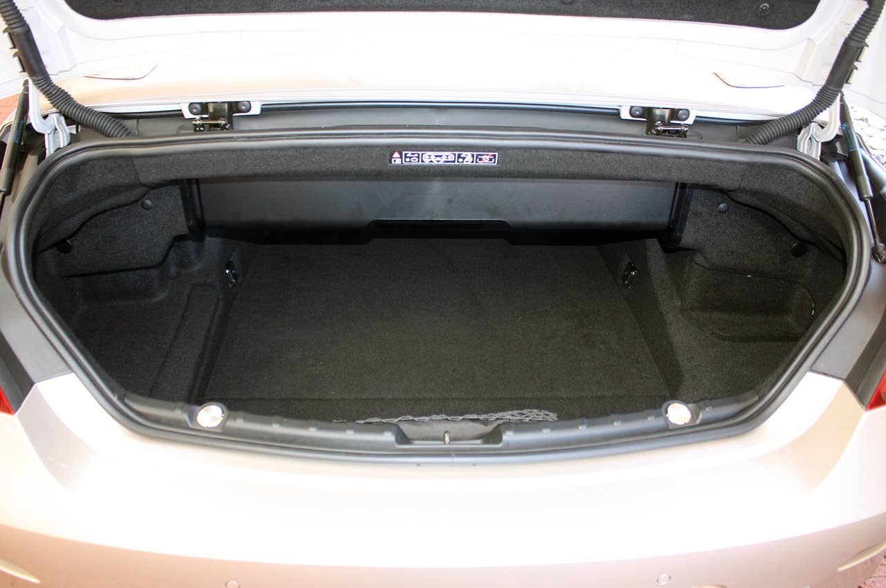 2012 BMW 6-Series Convertible trunk