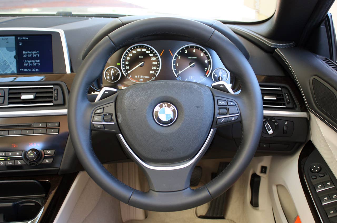 2012 BMW 6-Series Convertible steering wheel