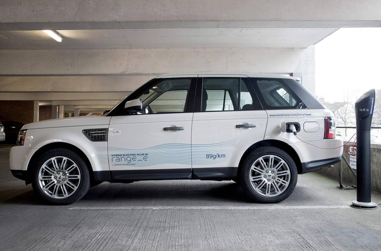2011 Range Rover Range_e side