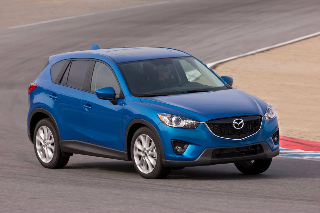 2014 Mazda CX-5 front 3/4