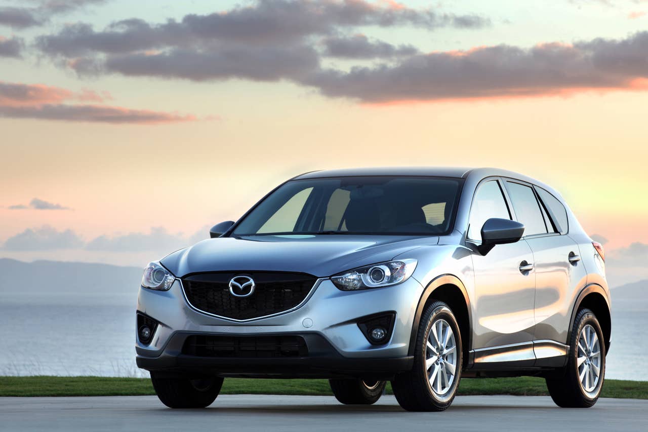 2014 Mazda CX-5 front 3/4