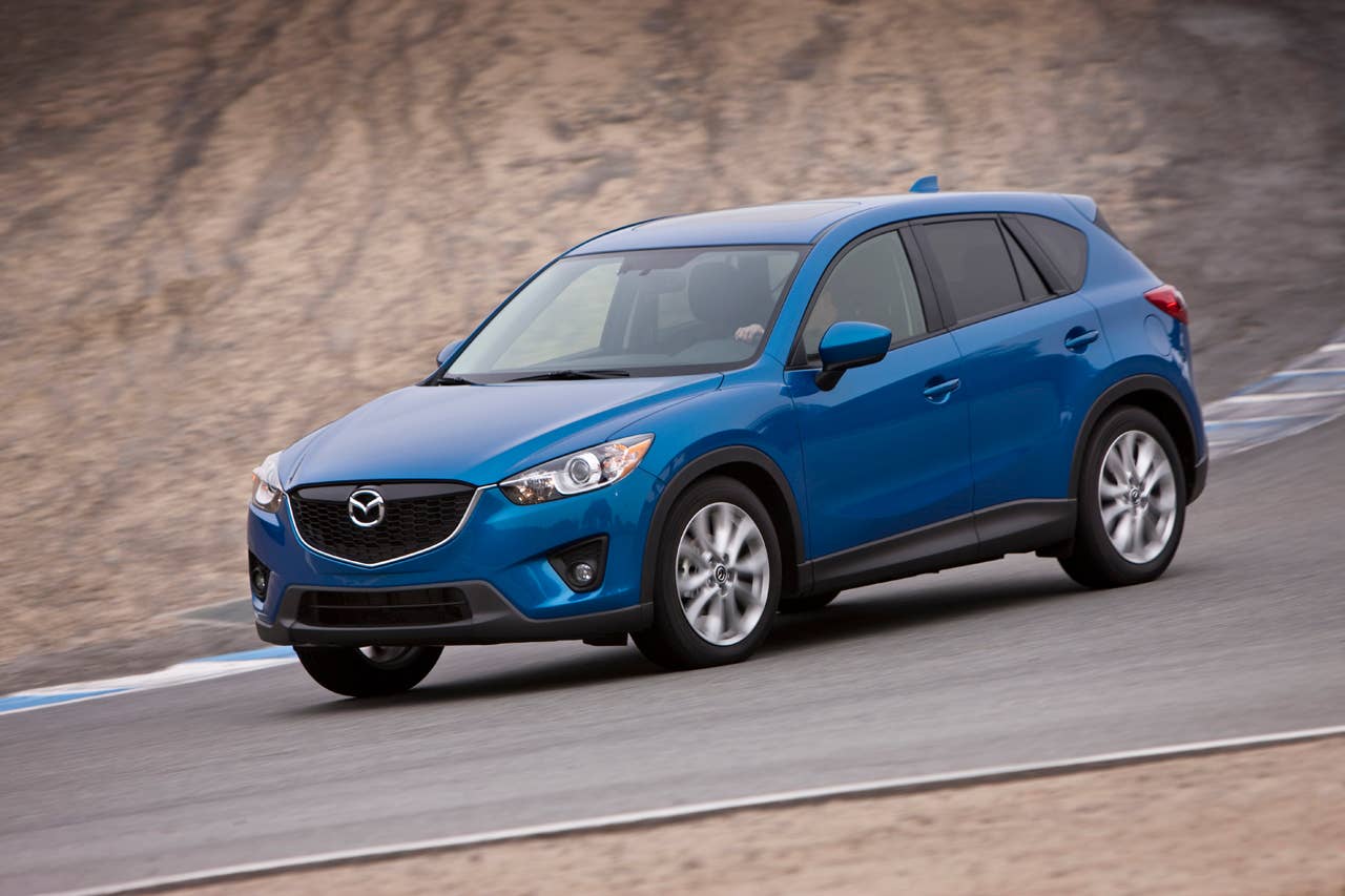 2014 Mazda CX-5 front 3/4