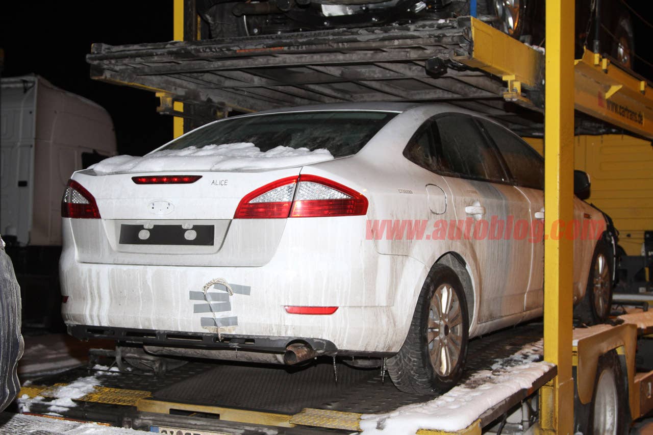 Spy Shots: Next-Generation Ford Mondeo