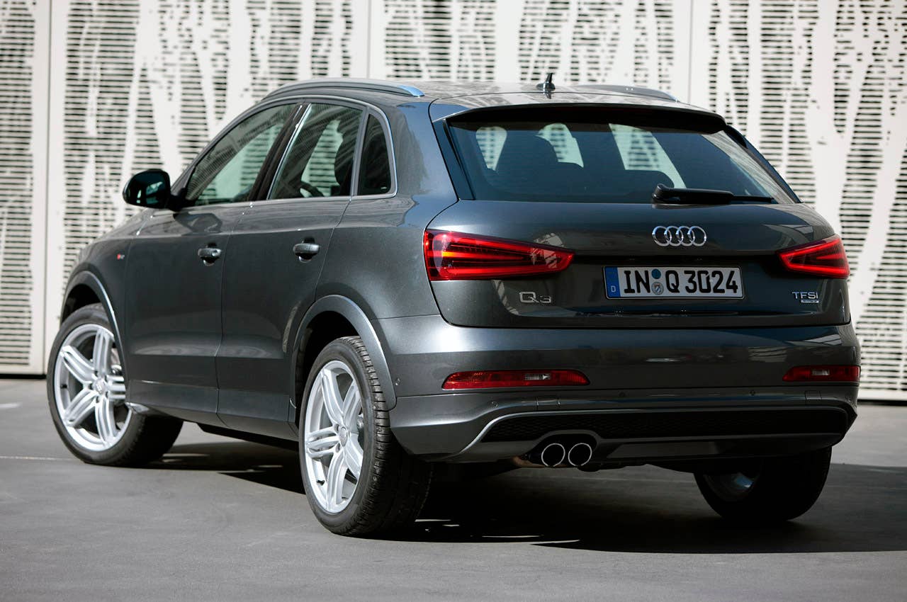 2012 Audi Q3 rear 3/4 view