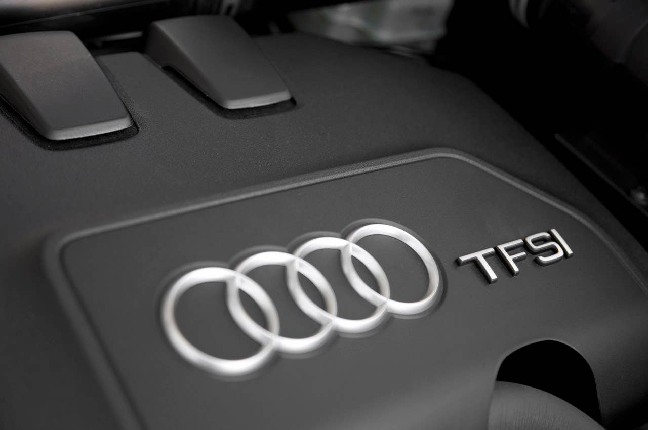 2012 Audi Q3 engine detail