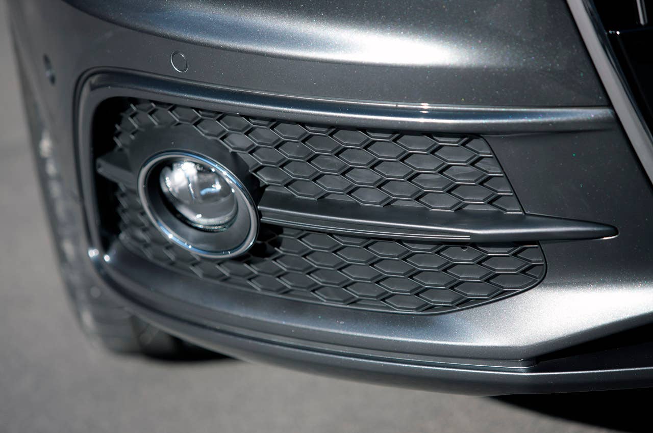 2012 Audi Q3 front fascia