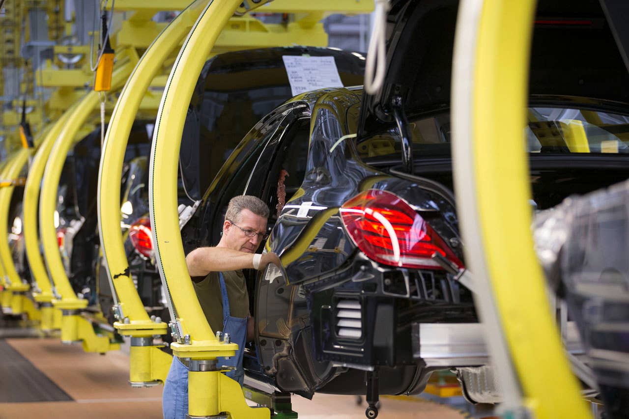 Assembly of the new S-Class at the Mercedes-Benz Sindelfingen Plant.
