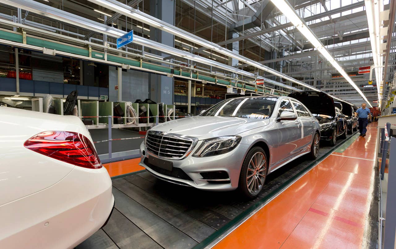 Assembly of the new S-Class at the Mercedes-Benz Sindelfingen Plant.