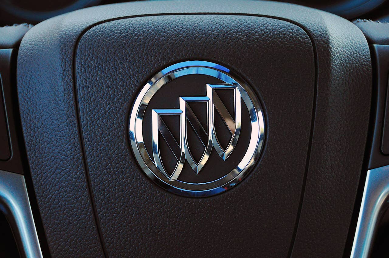 2012 Buick Verano steering wheel