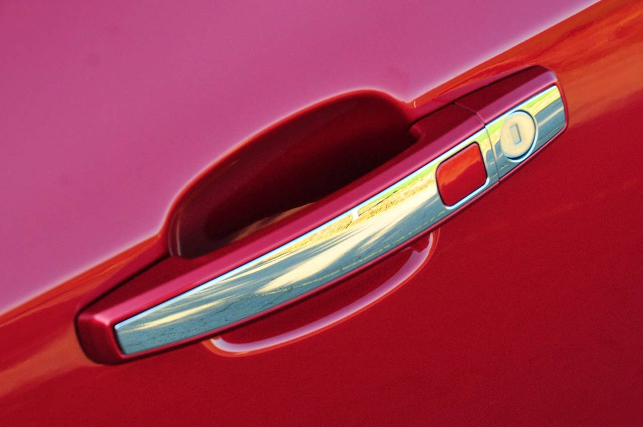 2012 Buick Verano door handle