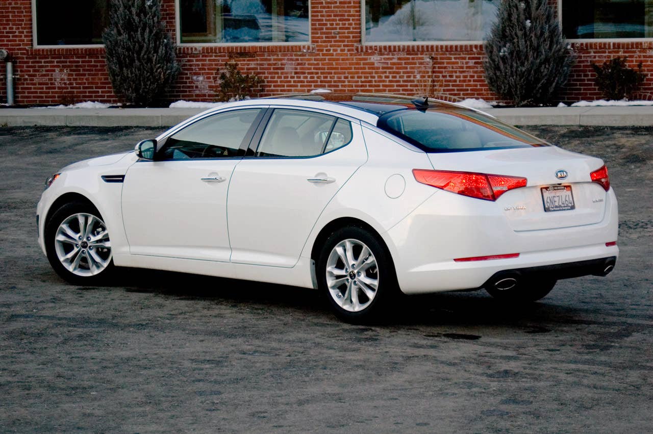 2011 Kia Optima EX rear 3/4 view