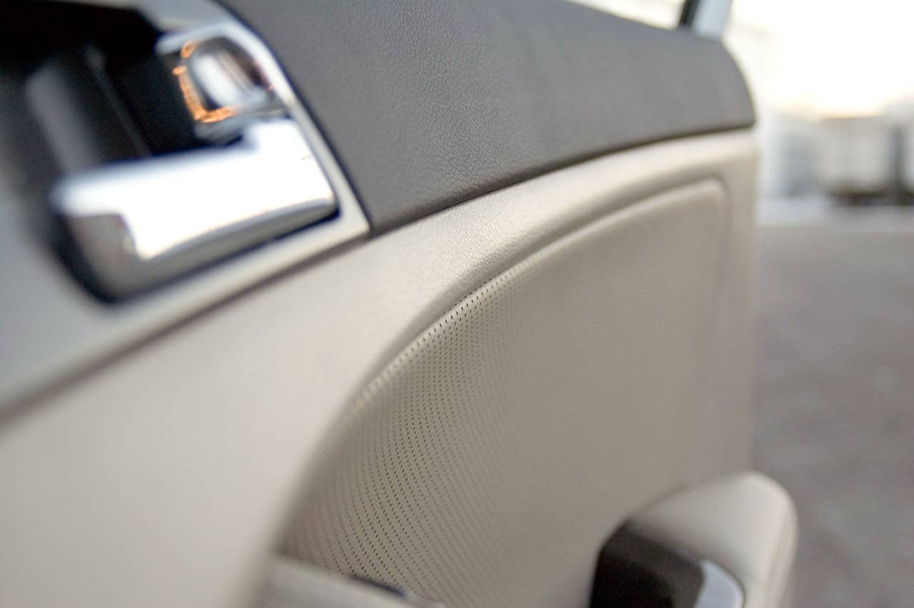 2011 Kia Optima EX door trim
