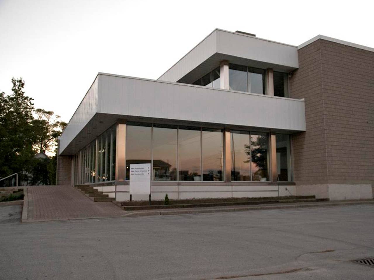 Abandoned Ontario BMW Dealership
