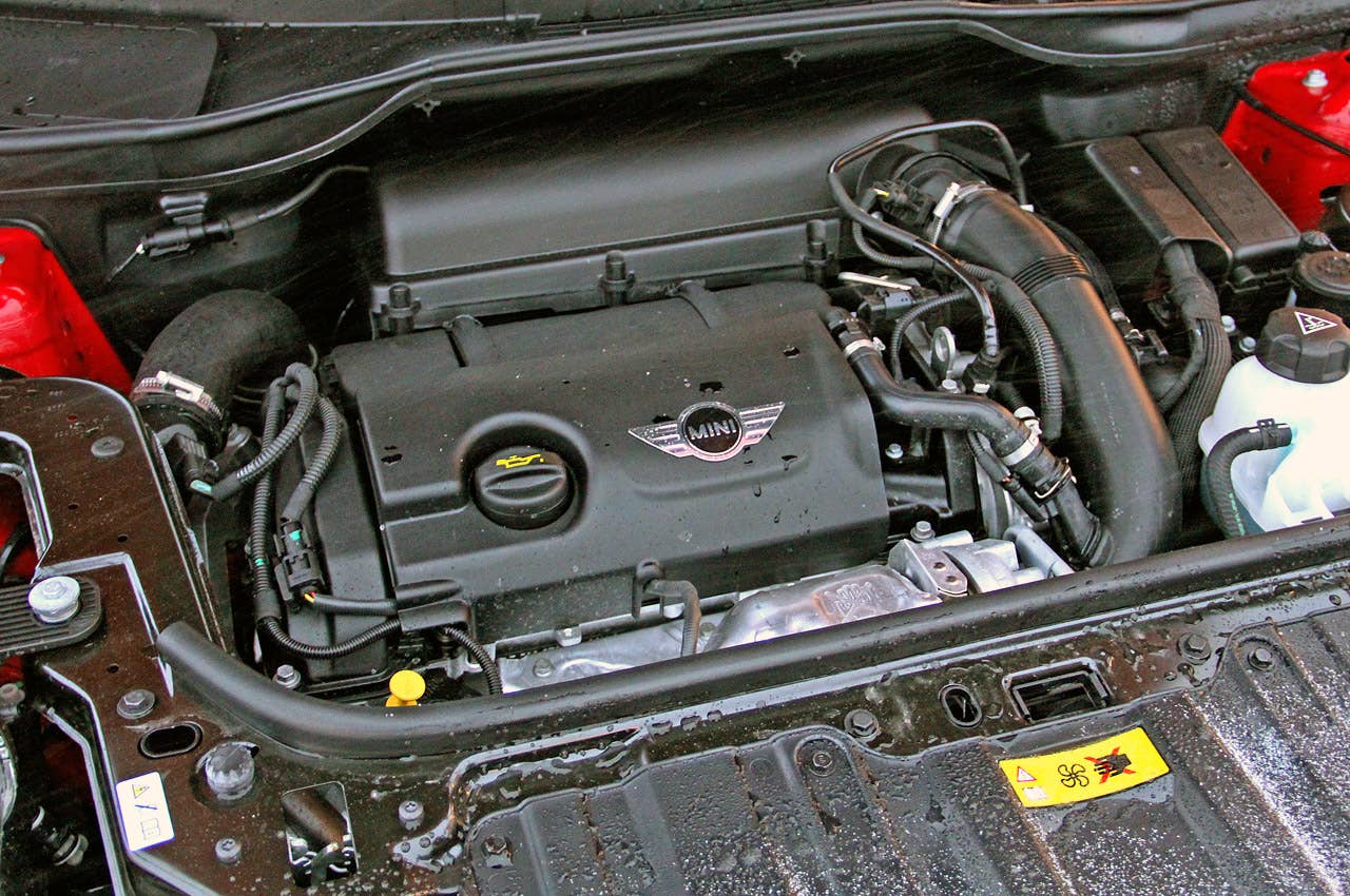 2012 Mini Countryman Cooper S John Cooper Works engine