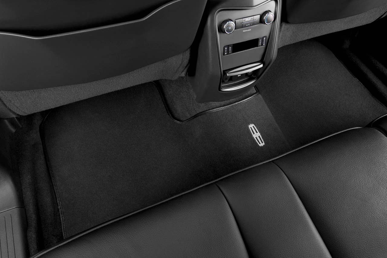LAS VEGAS, Feb. 14, 2011– Working from a proven platform that offers a luxurious interior with modern technologies, Lincoln is today announcing its chauffeur-dedicated MKT Town Car models designed specifically for fleet customers at the 2011 International LCT (Limousine, Charter, and Tour) show.