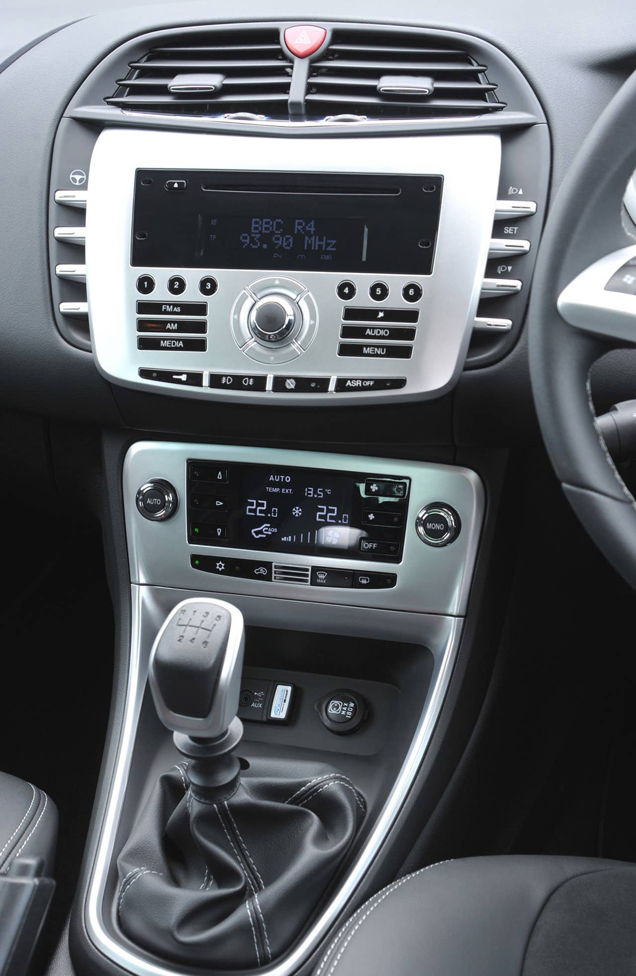 2012 Chrysler Delta