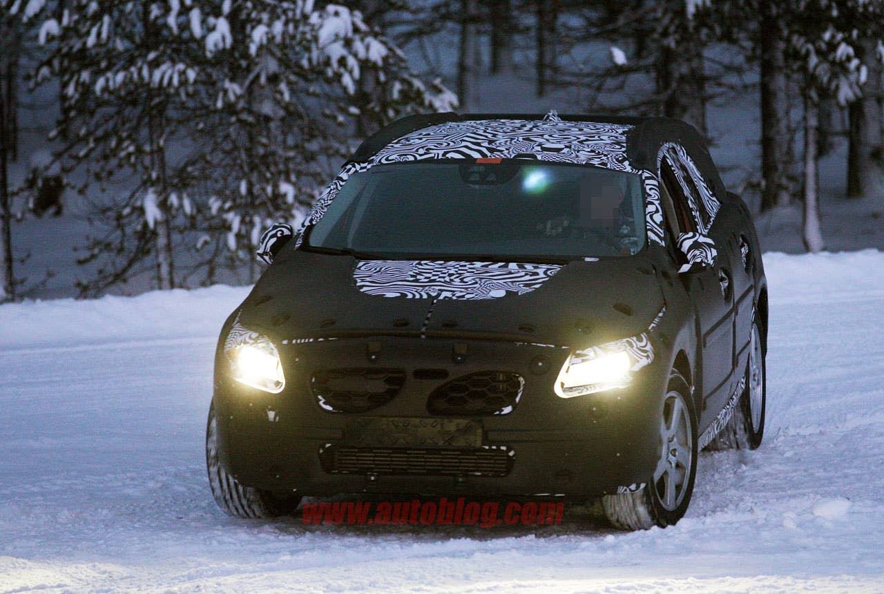 Volvo V40 Spy Shots front