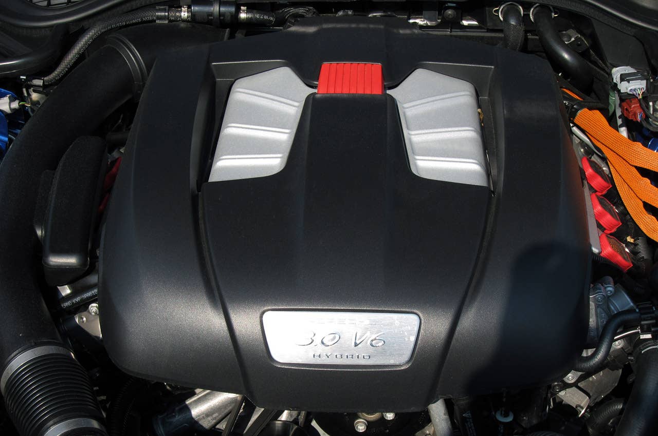 2012 Porsche Panamera S Hybrid engine