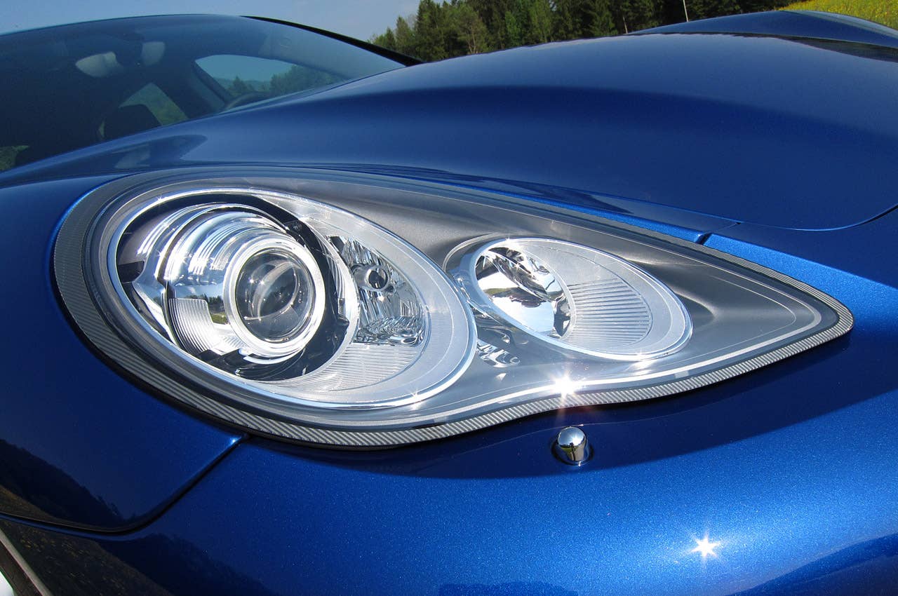 2012 Porsche Panamera S Hybrid headlight