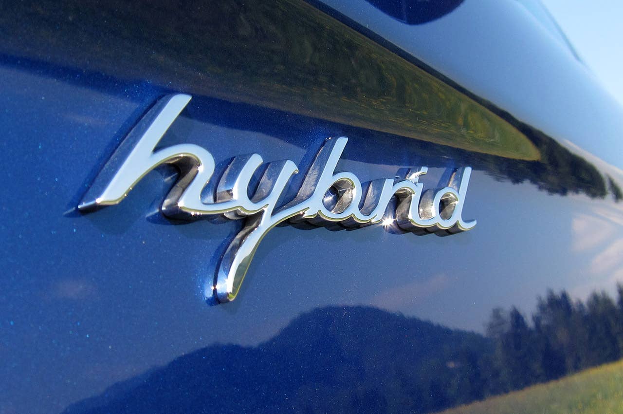 2012 Porsche Panamera S Hybrid badge