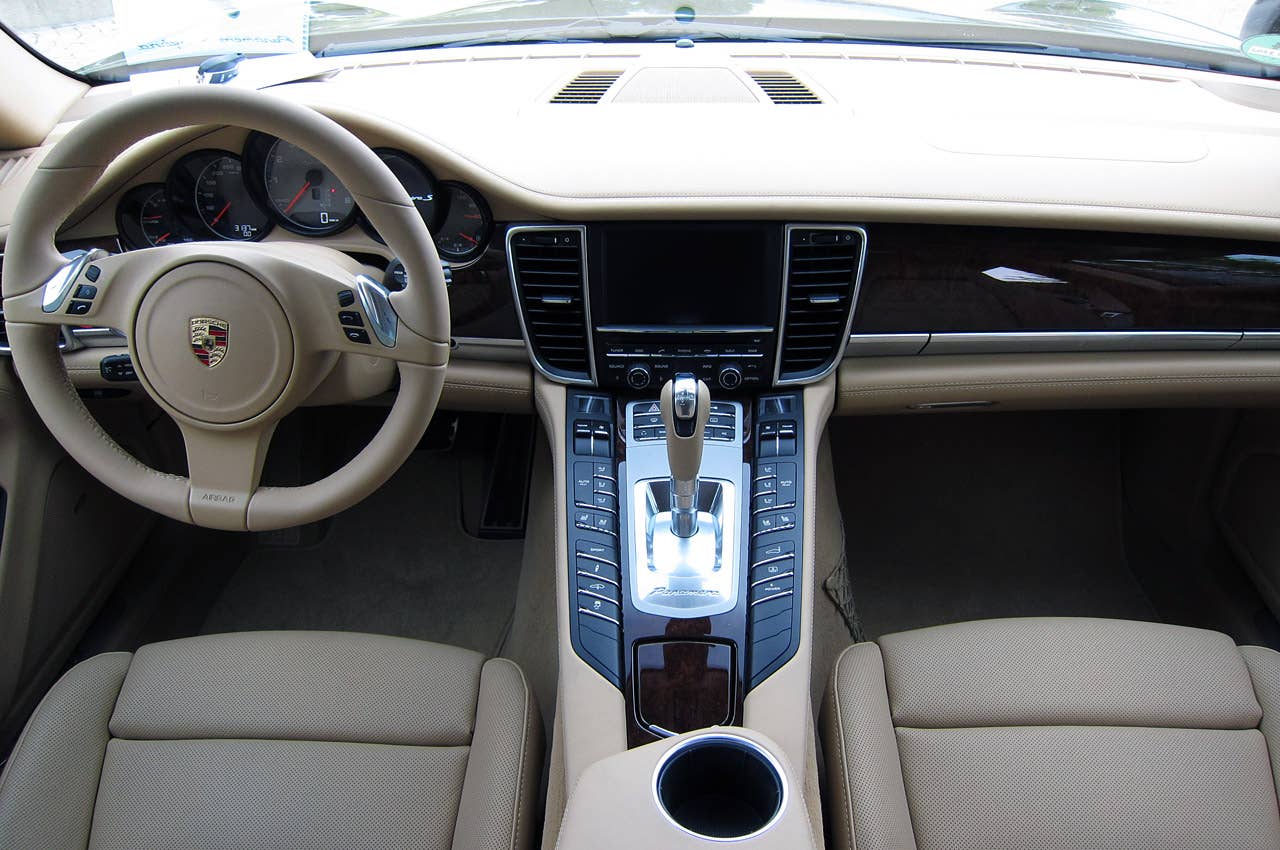 2012 Porsche Panamera S Hybrid interior
