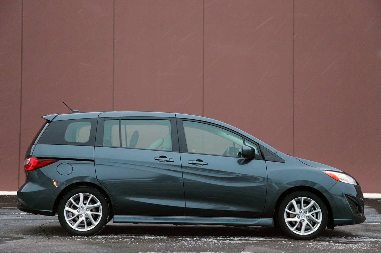 2012 Mazda5 side view