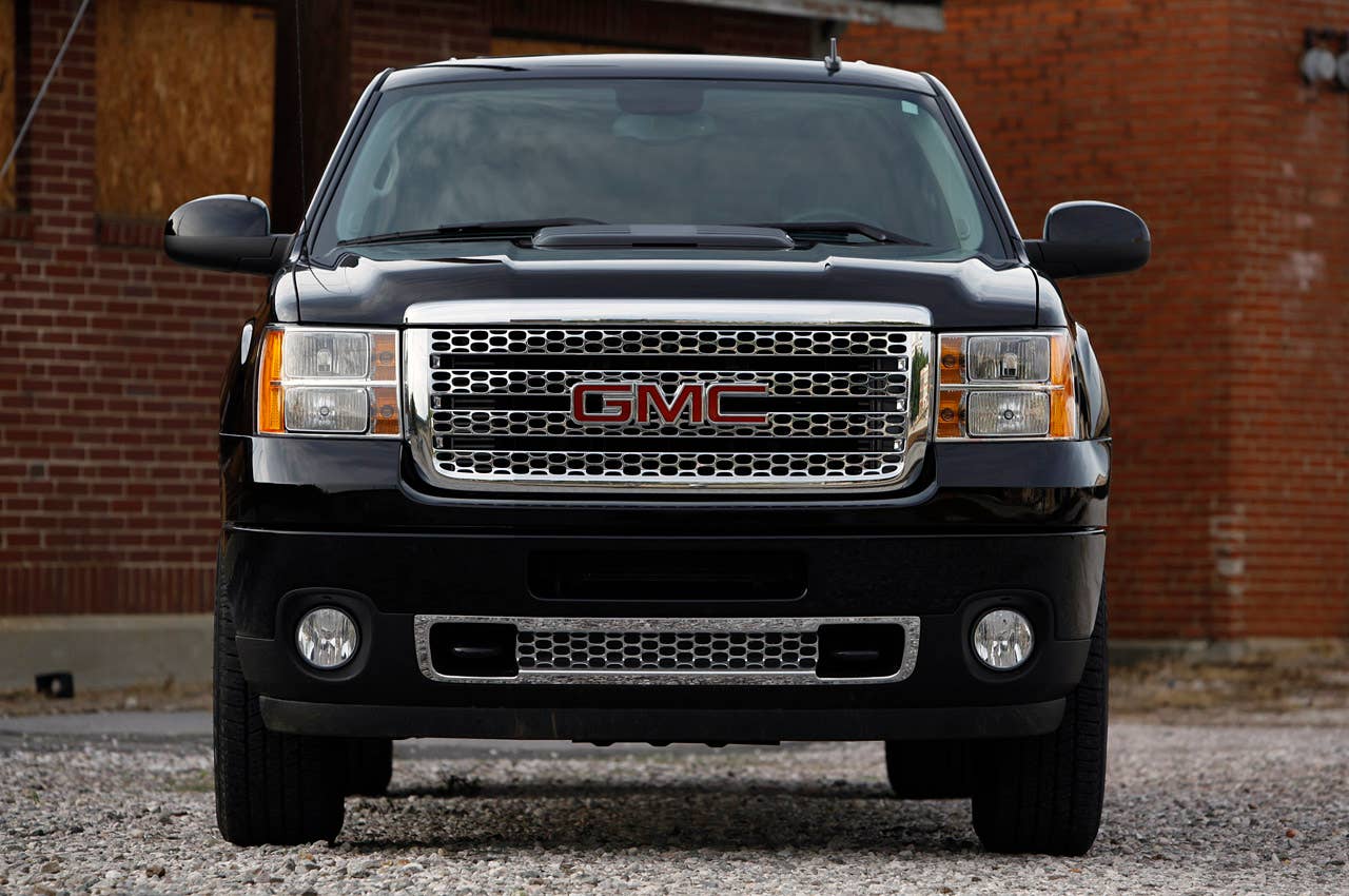 2011 GMC Sierra Denali front view
