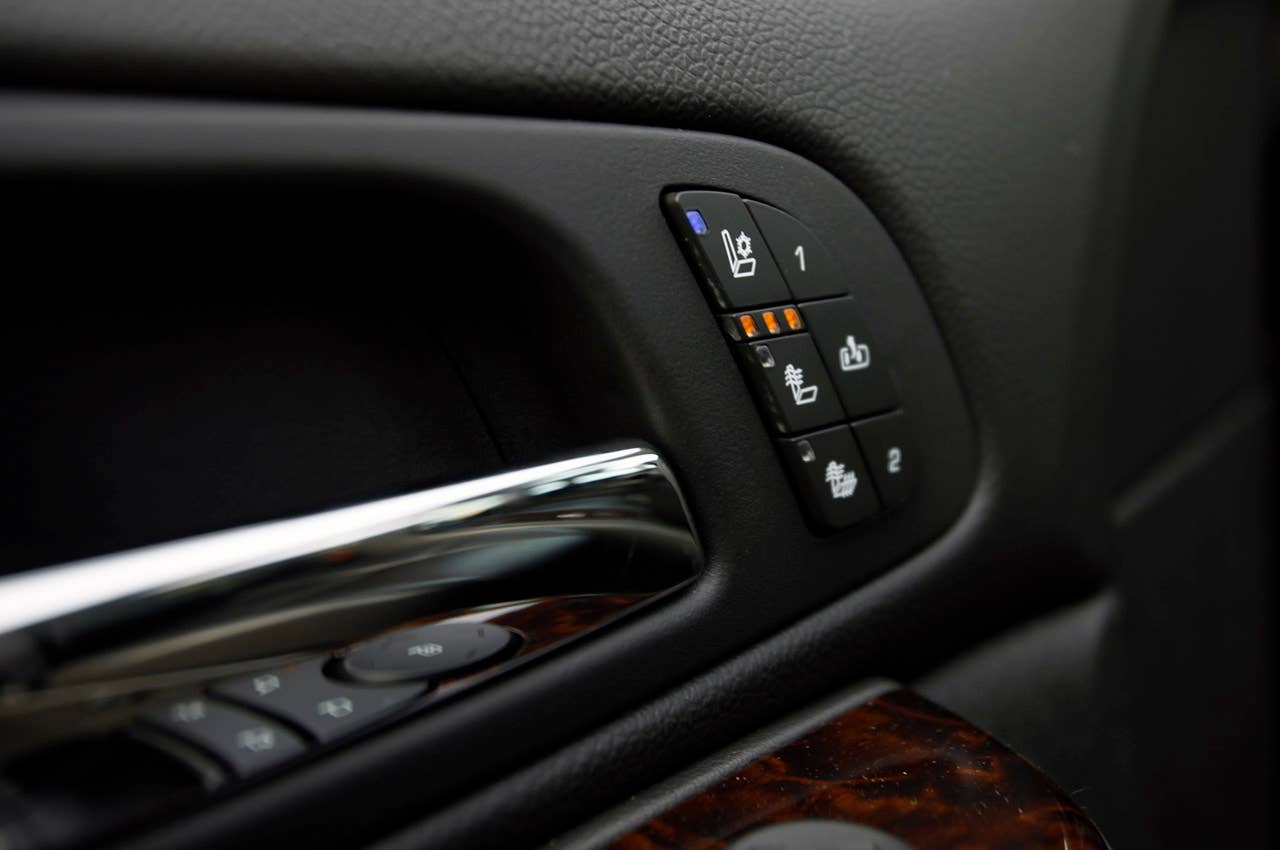 2011 GMC Sierra Denali seat temperature controls
