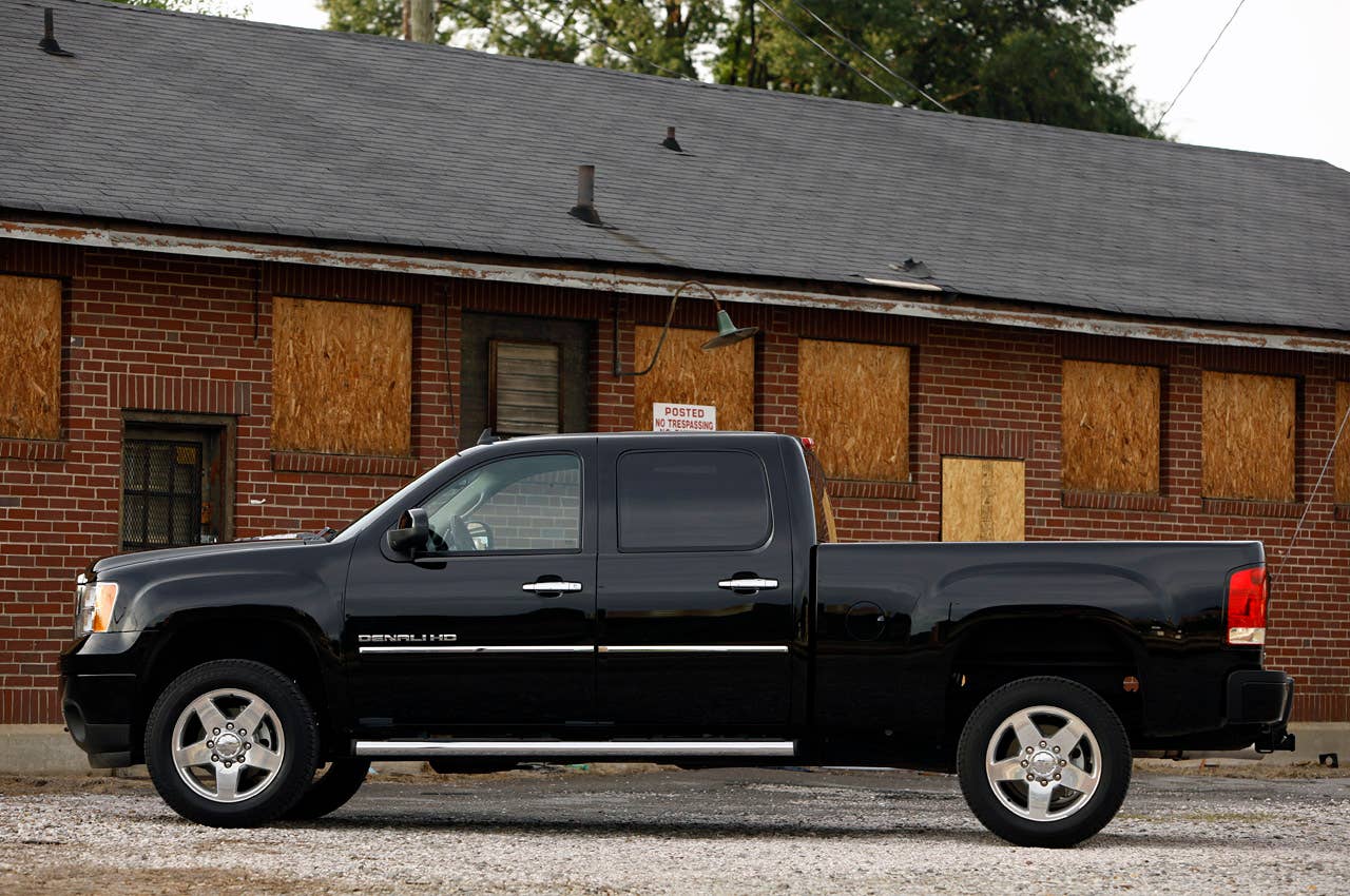 2011 GMC Sierra Denali side view