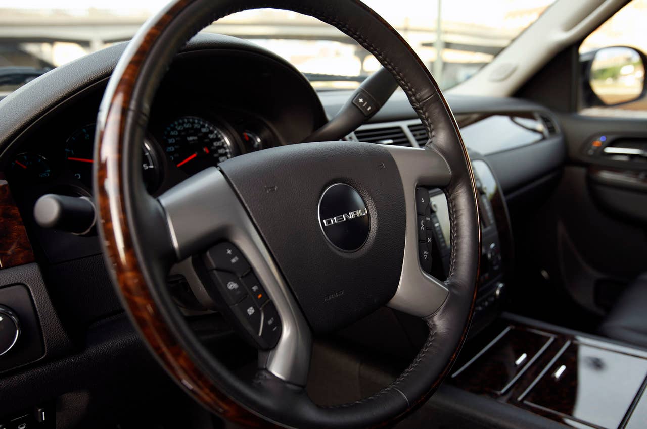 2011 GMC Sierra Denali steering wheel