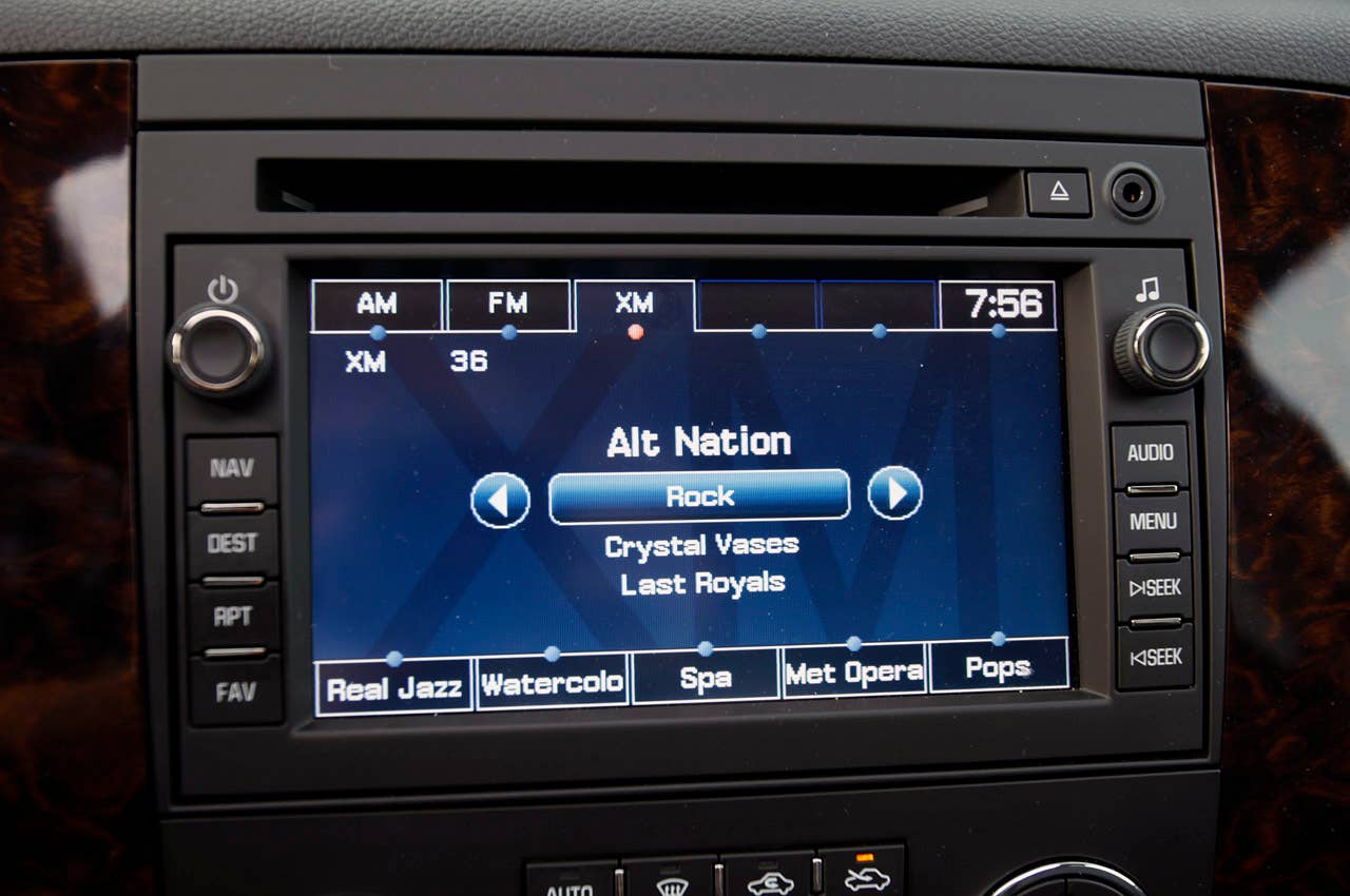 2011 GMC Sierra Denali audio system display
