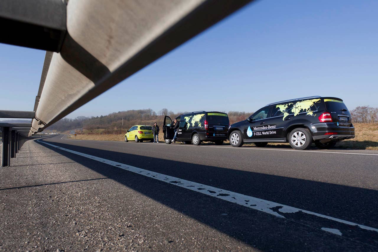 Mercedes-Benz B_Class F-CELL; Stuttgart to Reims / France