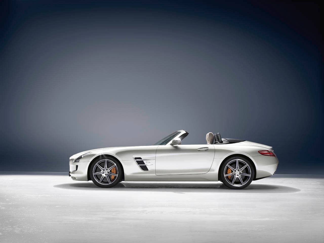 SLS Roadster ( R 197 ) 2011