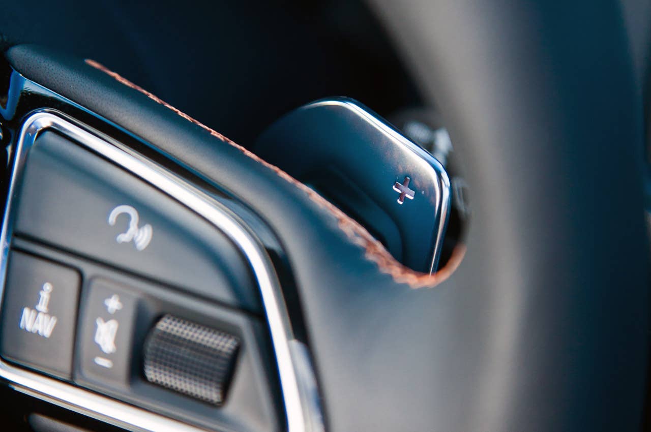 2014 Audi RS5 Cabriolet paddle shifter