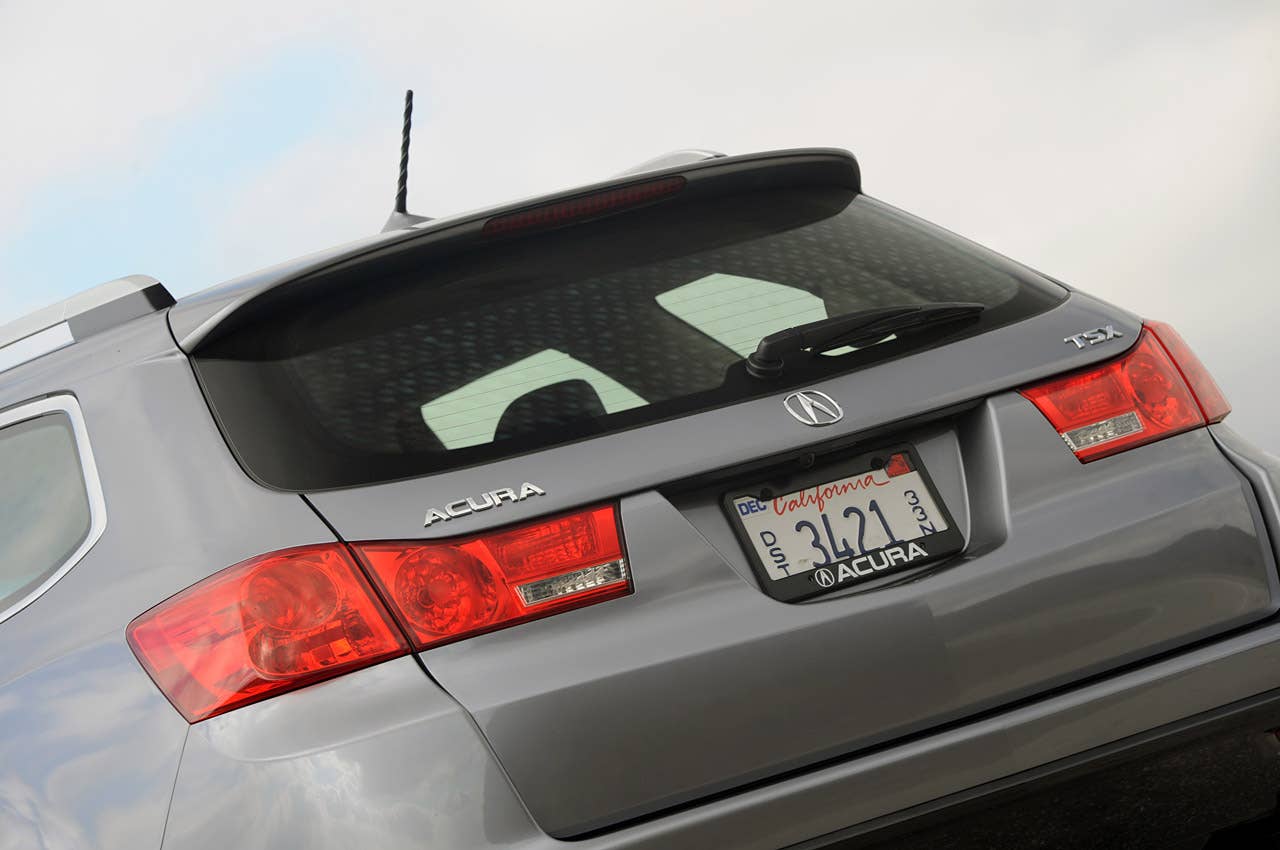2011 Acura TSX Sport Wagon rear detail