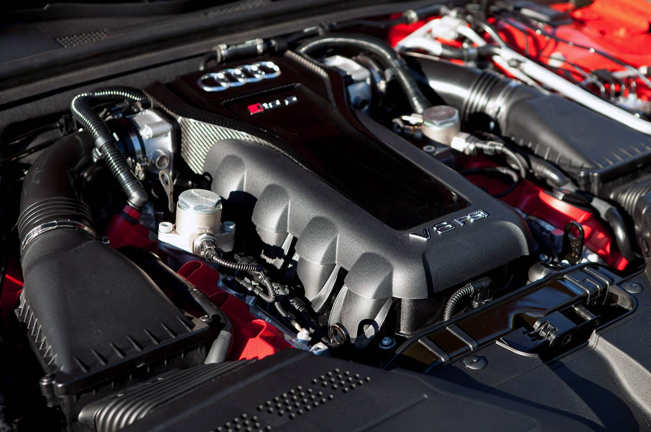 2014 Audi RS5 Cabriolet engine