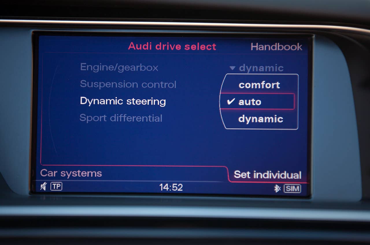 2014 Audi RS5 Cabriolet drive select menu