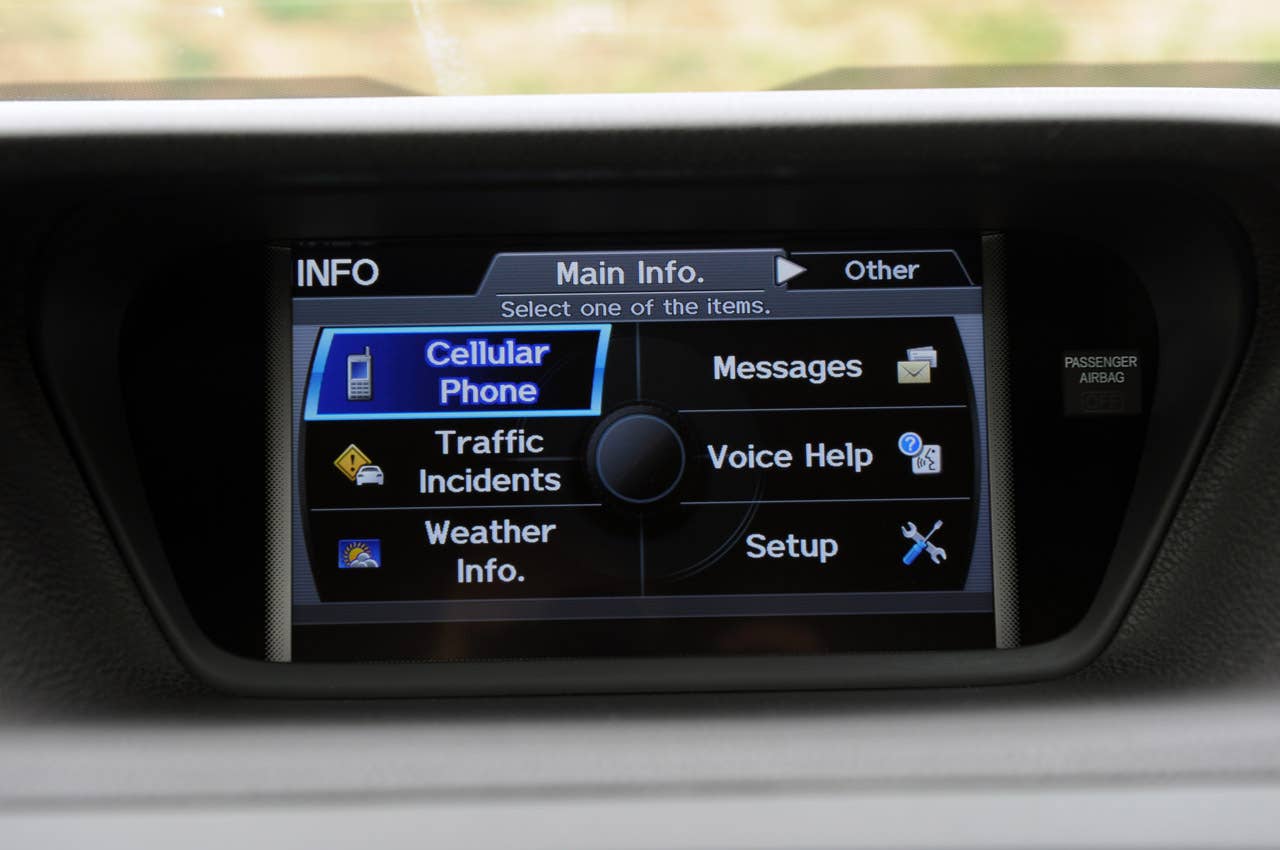 2011 Acura TSX Sport Wagon multimedia system