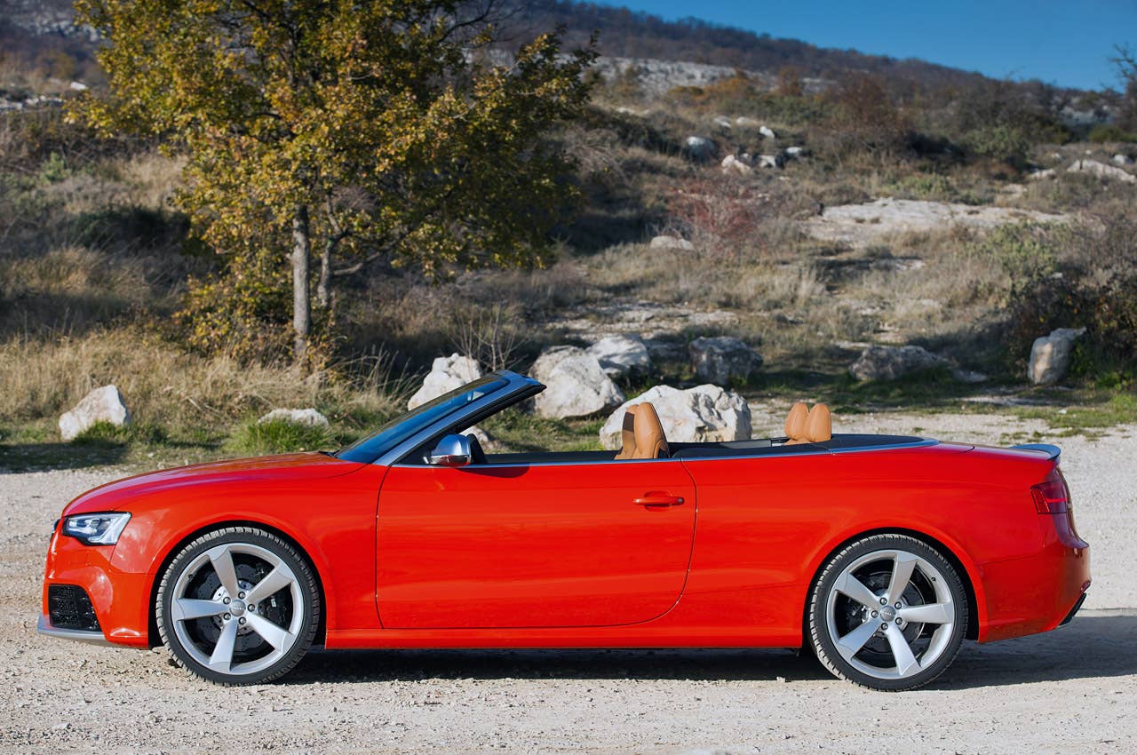 2014 Audi RS5 Cabriolet side view