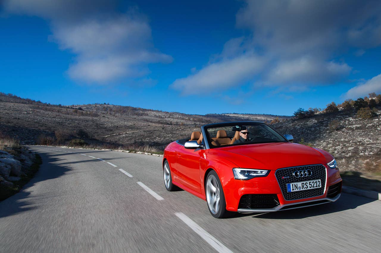 2014 Audi RS5 Cabriolet driving