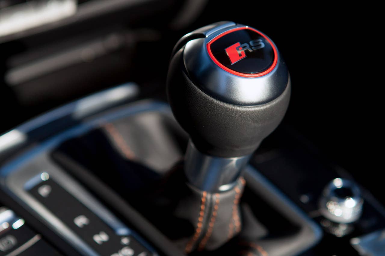 2014 Audi RS5 Cabriolet shifter