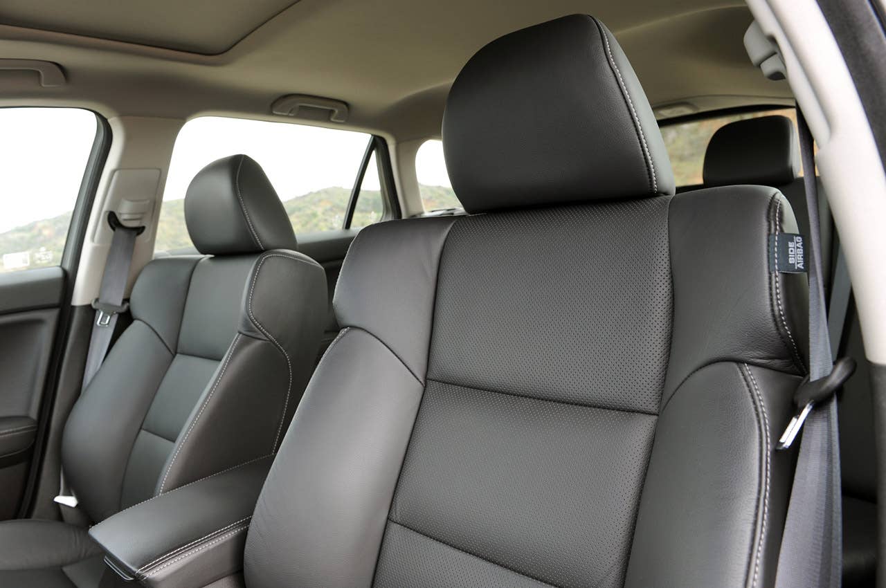 2011 Acura TSX Sport Wagon front seats