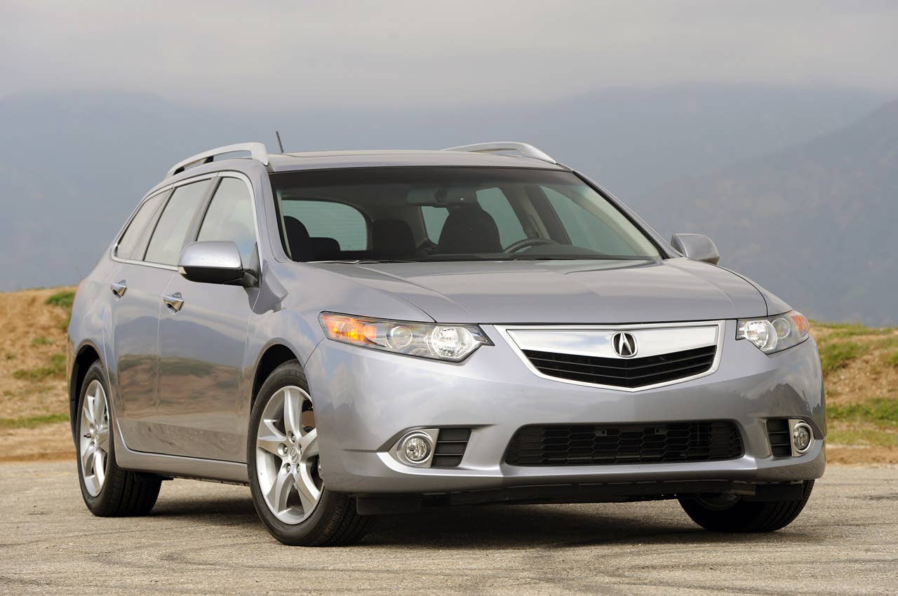 2011 Acura TSX Sport Wagon front 3/4 view