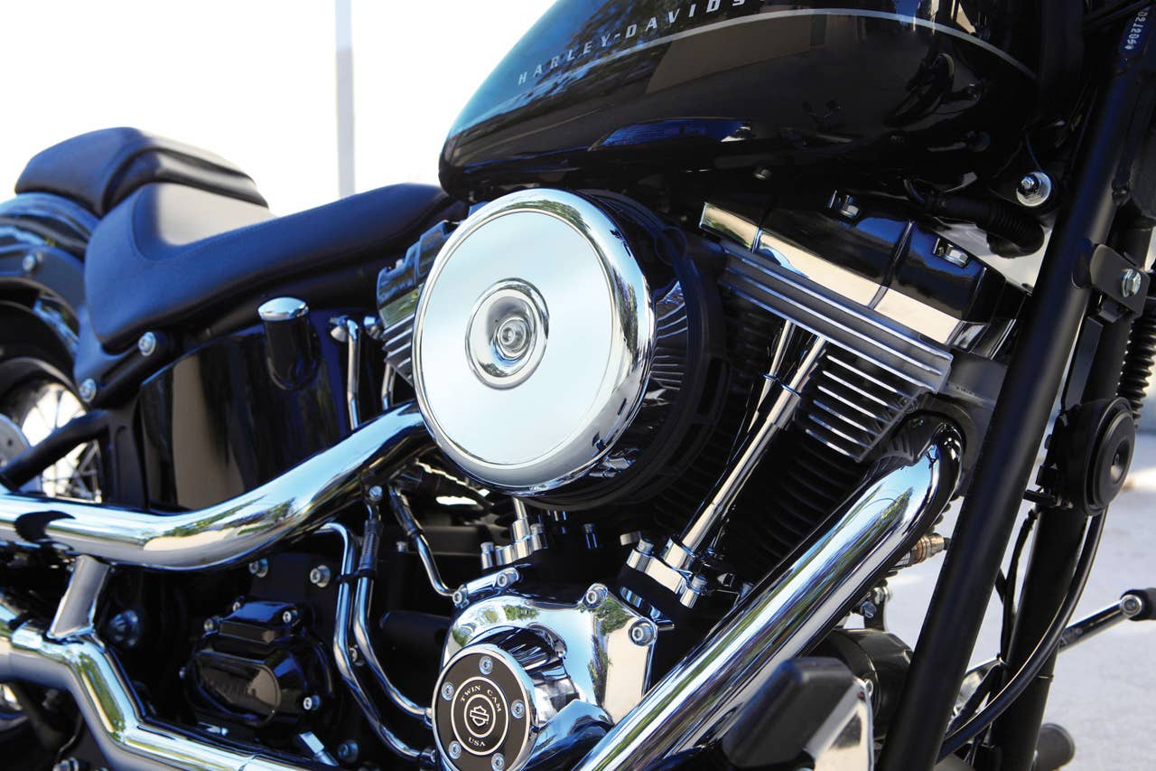 Harley-Davidson FXS Blackline Softail