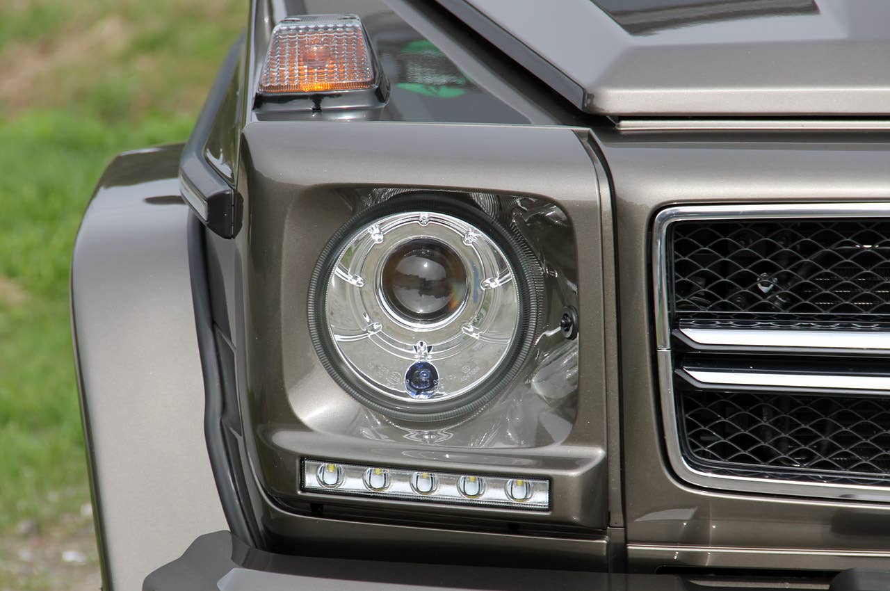 2013 Mercedes-Benz G63 AMG headlight