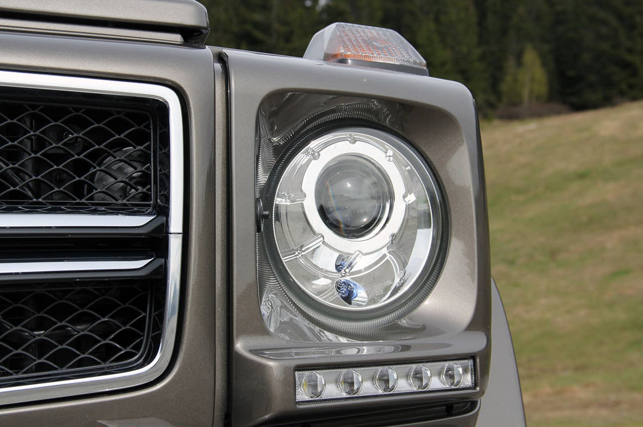 2013 Mercedes-Benz G63 AMG headlight