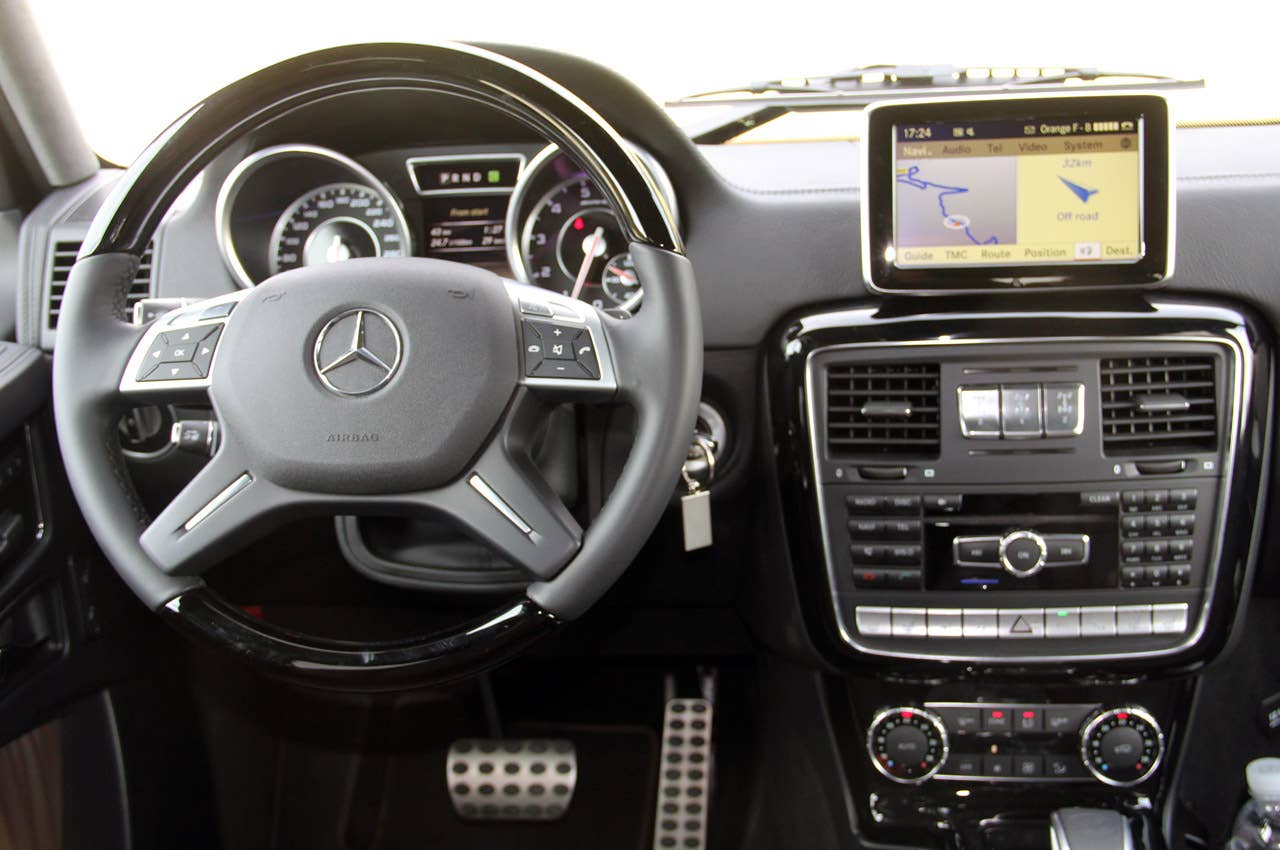 2013 Mercedes-Benz G63 AMG interior