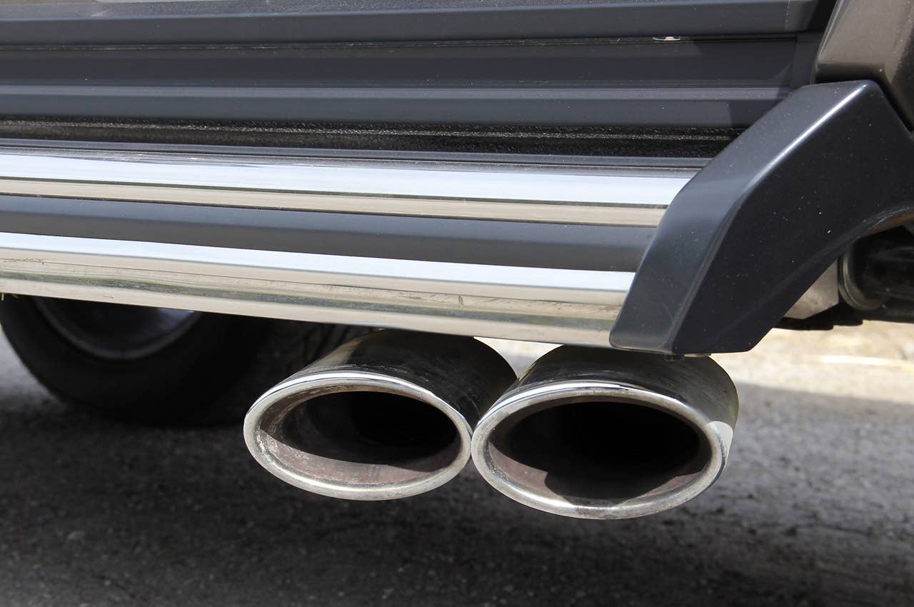 2013 Mercedes-Benz G63 AMG exhaust tips