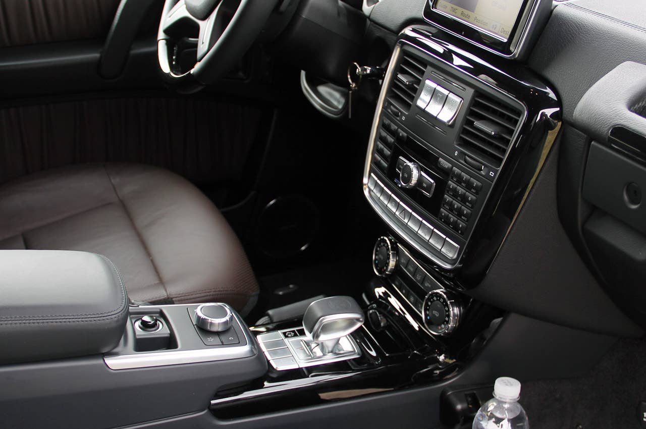 2013 Mercedes-Benz G63 AMG instrument panel
