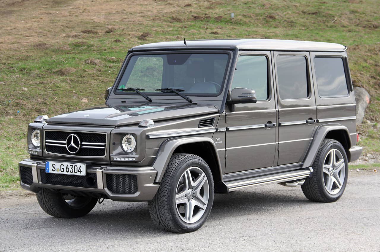 2013 Mercedes-Benz G63 AMG front 3/4 view